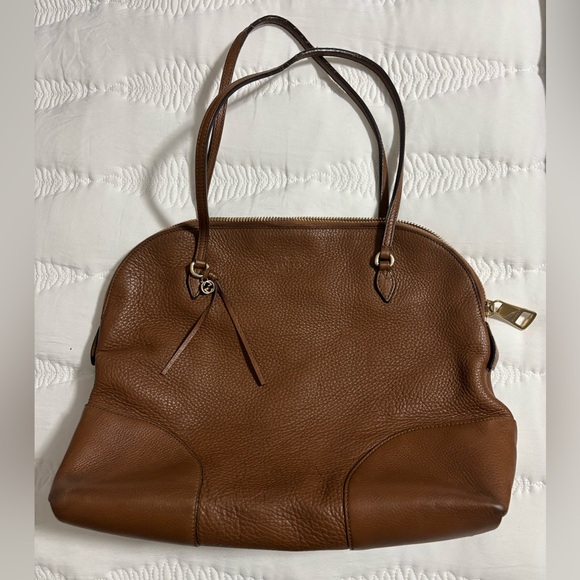 Gucci Bree Leather Shoulder Bag - Picture 4 of 15